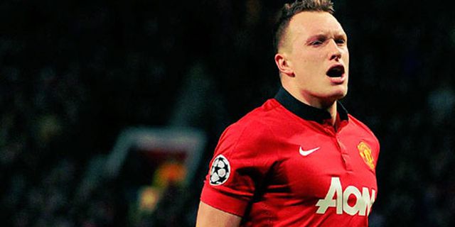Phil Jones Cemaskan Taring Hull City