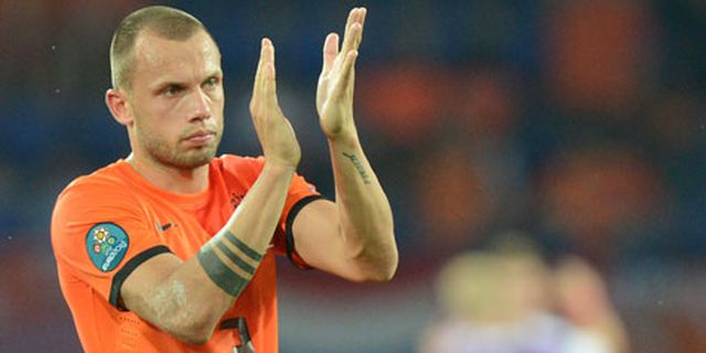 Heitinga Sudah Bulatkan Tekad Akan Bermain di Italia