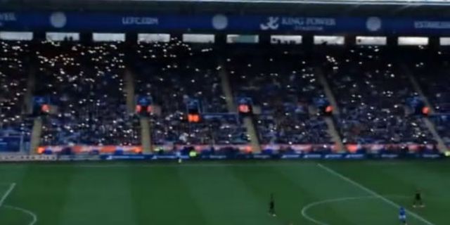 Lampu Stadion Padam? Tenang, Ada Ponsel