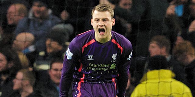 Simon Mignolet Sesali Momen Gol Aneh Kontra City