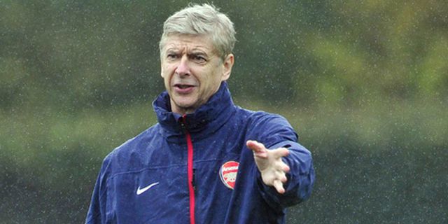 Wenger Jelaskan Kebijakan Rotasi di Lini Tengah