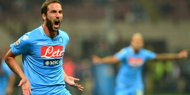 Demi Higuain, Mou Bakal Singkirkan Torres dan Ba