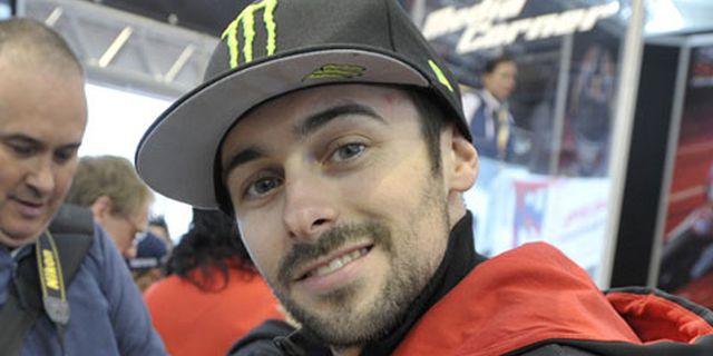 Laverty Akui Ingin Bela Suzuki di MotoGP 2015