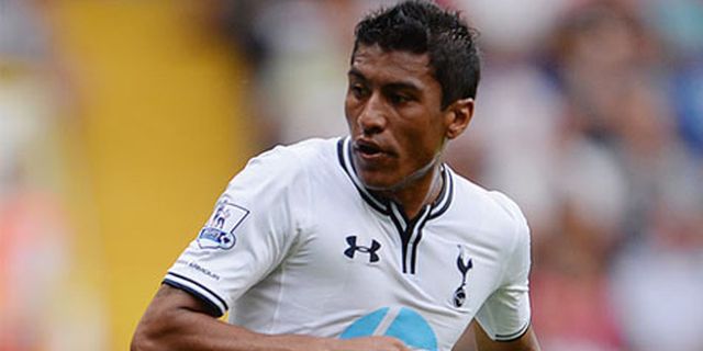 Paulinho Absen Bela Tottenham Selama Satu Bulan