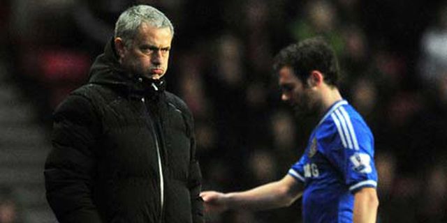 Mou: Chelsea Suka Mata, Dijual? No Way