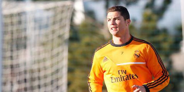 Ronaldo, Atlet Pria Asing Terbaik 