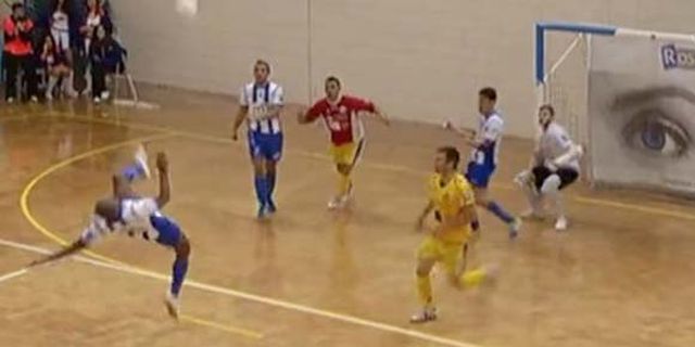 Video: Gol Spektakuler di Ajang Futsal