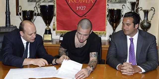 AS Roma Sambut Radja Nainggolan Dengan Bahasa Indonesia