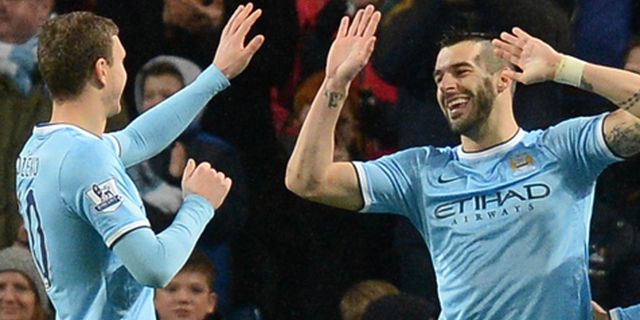 Pesta Setengah Lusin Gol, Negredo dan Dzeko Saling Memuji Pesta Setengah Lusin Gol, Negredo dan Dzeko Saling Memuji