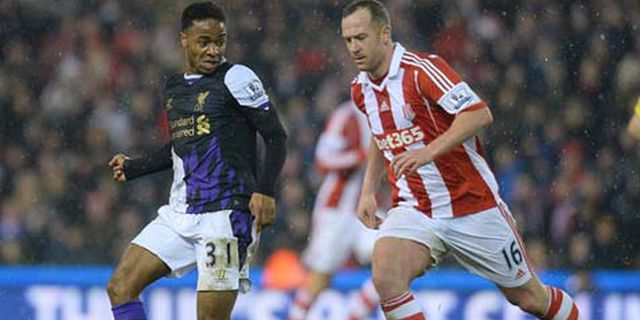 Kalah Dari Liverpool, Hughes Sebut Sterling Lakukan Diving