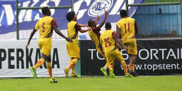 Review: Laskar Wong Kito Hancurkan Perseru Serui