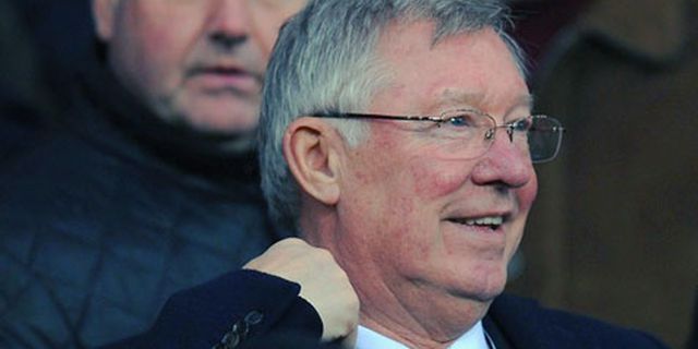 Jabat Tangan Abramovich, Fergie Minta Mata?