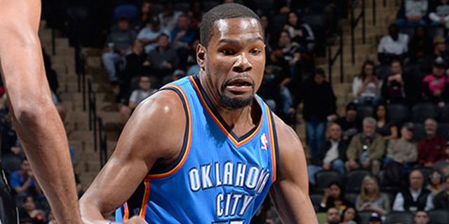 Durant Beringas, Thunder Sukses Benamkan Spurs