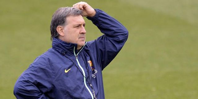 Rosell Mundur, Zubi Garansi Posisi Martino