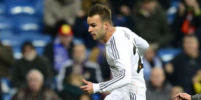 Diminta Gantikan Bale, Jese Siap 