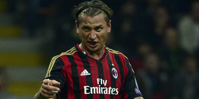 Fiorentina Mau Diakite, Bukan Mexes Fiorentina Mau Diakite, Bukan Mexes