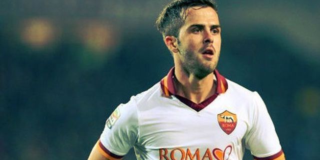 Masuk Radar United, PSG Latah Bidik Pjanic Masuk Radar United, PSG Latah Bidik Pjanic