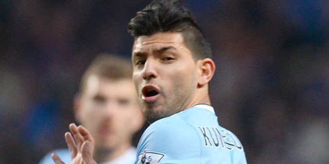 Aguero Terancam Absen Ladeni Chelsea & Barca