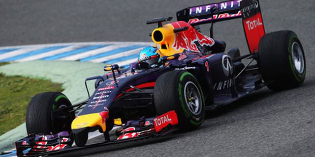 Red Bull Bermasalah, Vettel Tetap Santai