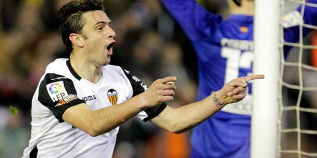 Lazio Resmi Daratkan Helder Postiga