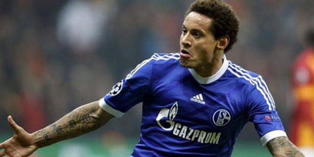 Schalke Pinjamkan Jermaine Jones ke Besiktas