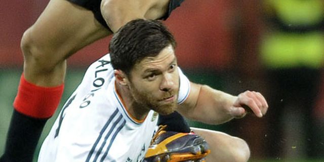 Alonso: Usir Ronaldo, Wasit Terpengaruh Penonton