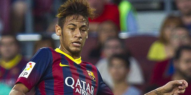 Neymar: Mereka Bicara Omong Kosong Tentang Ayah Saya