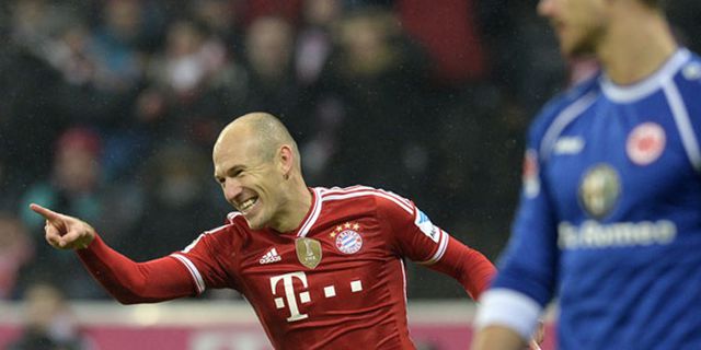 Highlights Bundesliga: Bayern Munich 5-0 Eintracht Frankfurt