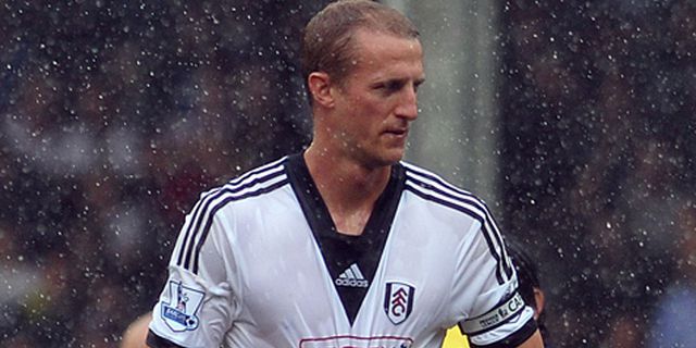 Rekrut Senderos, Valencia Malah Keliru Perkenalkan Hangeland Rekrut Senderos, Valencia Malah Keliru Perkenalkan Hangeland