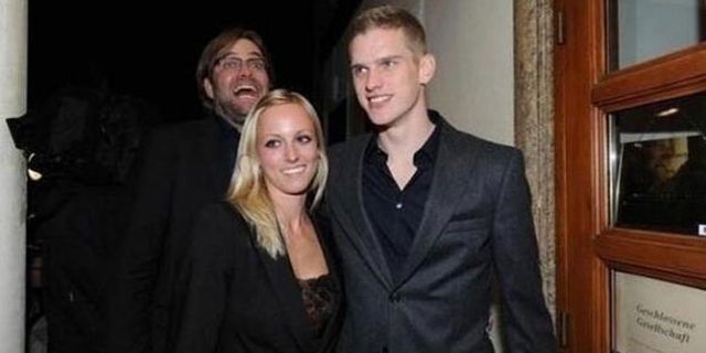 Kocak, Klopp 'Rusak' Foto Dua Pemainnya