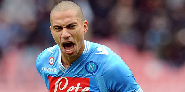 'Cinta Napoli, Inler Tak Bakal Hijrah ke Liverpool'