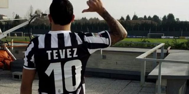 Tendangan Super Tevez Tandai Pencapaian Spesial Juventus