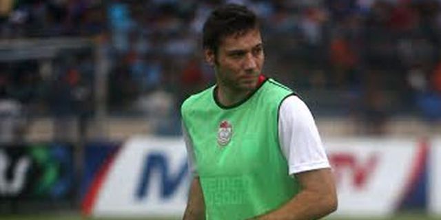 Roman Chmelo Terancam Didepak?