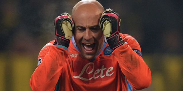 Diisukan Mendekat ke Barca, Reina Masih Bungkam Diisukan Mendekat ke Barca, Reina Masih Bungkam
