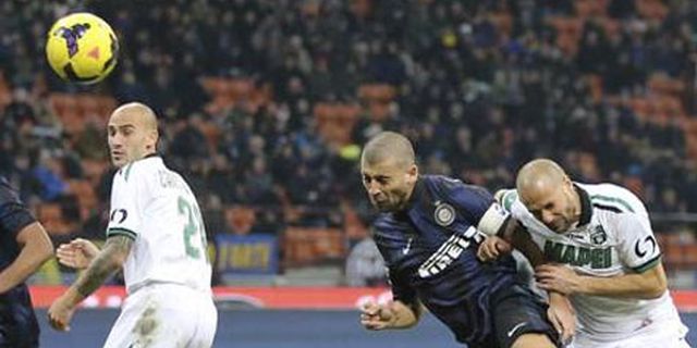 Review: Debut Hernanes Warnai Kemenangan Perdana Inter di 2014