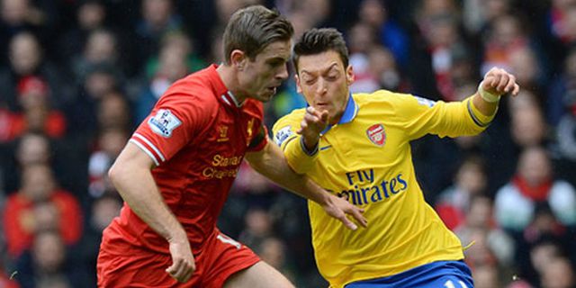 Main Buruk, Wenger Tetap Bela Ozil