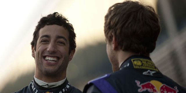 Webber: Ricciardo Bakal Persulit Laju Vettel