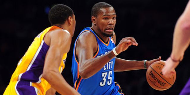 Cetak 43 Poin, Durant Antar Thunder Tundukkan Lakers