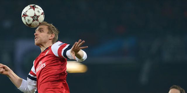 Mertesacker: Arsenal Harus 'On' 24 Jam Mertesacker: Arsenal Harus 'On' 24 Jam