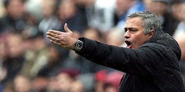 Mourinho: Saya Memang Tak Hormati Masa Lalu Wenger Mourinho: Saya Memang Tak Hormati Masa Lalu Wenger