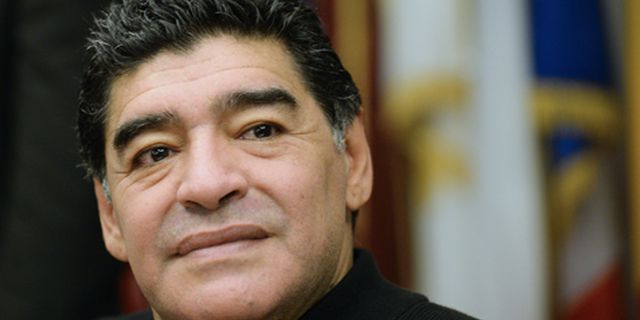 Dikunjungi Maradona, Pemain MU Bergantian Foto Bersama Dikunjungi Maradona, Pemain MU Bergantian Foto Bersama