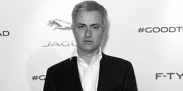 Mourinho: Mobil Saya Bikin Pemain Chelsea Iri Mourinho: Mobil Saya Bikin Pemain Chelsea Iri