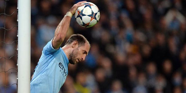 Zabaleta Dukung Aksi Pellegrini Kritik Wasit