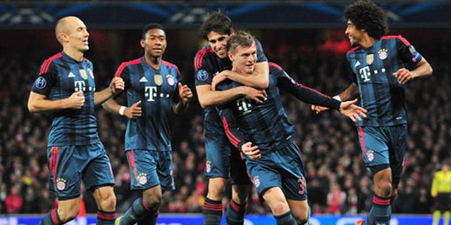 Review: Bayern Tundukkan 10 Pemain Arsenal di Emirates