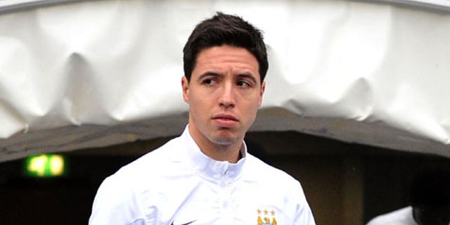 Nasri: Hadiahkan Penalti, Wasit Jelas Salah Nasri: Hadiahkan Penalti, Wasit Jelas Salah