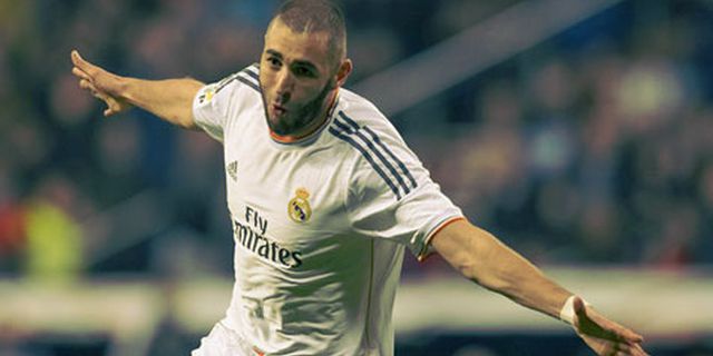 Usir Arsenal, Madrid Prioritaskan Kontrak Anyar Benzema