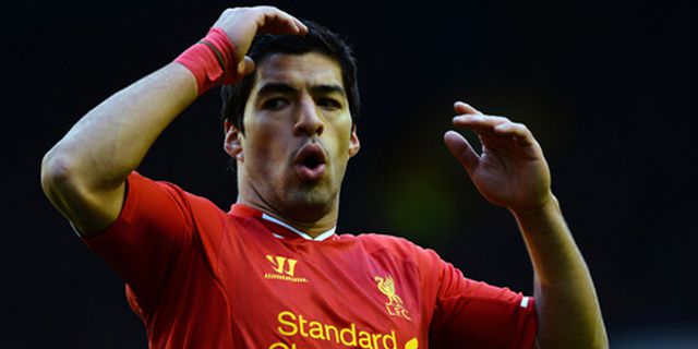 Kecewa, Suarez Ampuni Kesalahan Webb