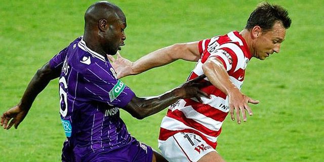 Kesalahan Super Konyol Gallas Bikin Timnya Kebobolan Kesalahan Super Konyol Gallas Bikin Timnya Kebobolan