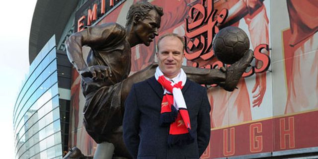 Wenger Buka Potensi Bergkamp Kembali Wenger Buka Potensi Bergkamp Kembali