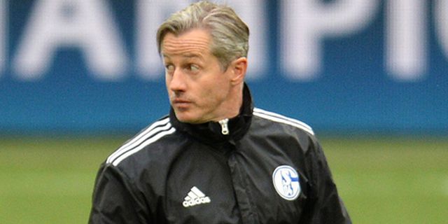 Pelatih Schalke Takjub Melihat Kedigdayaan El Real di Laga Derby Pelatih Schalke Takjub Melihat Kedigdayaan El Real di Laga Derby